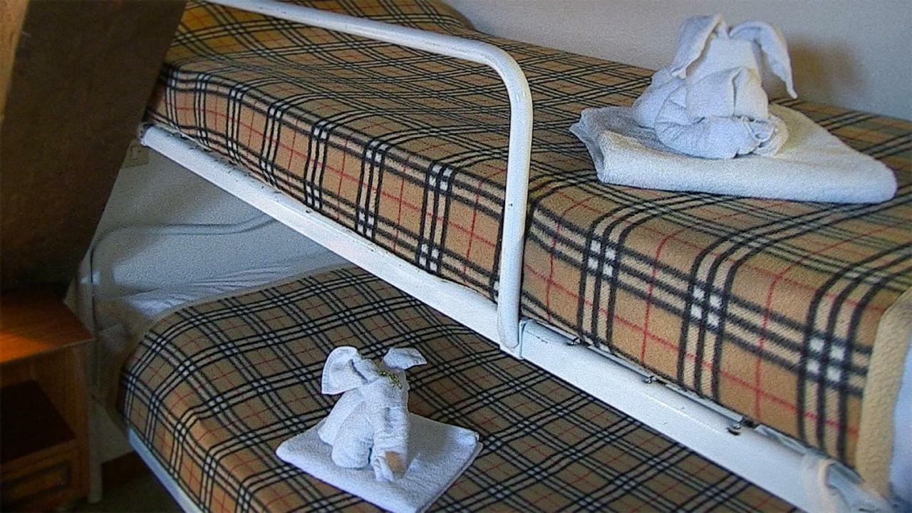 Hotel Rondanino Ланцо-д'Інтельві Екстер'єр фото
